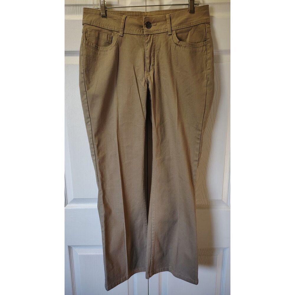 Riders by Lee Women's Mid-Rise Bootcut Khaki Pants Size 10P